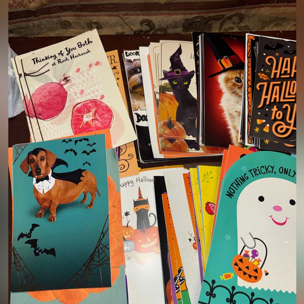 Hallmark Card Bundle - Picture 3 of 10